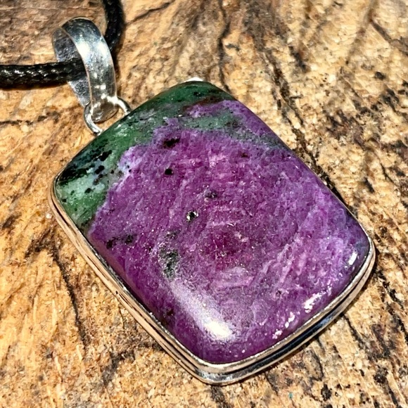 Beautiful Anyolite Ruby Zoisite Pendant 2” - Picture 6 of 7